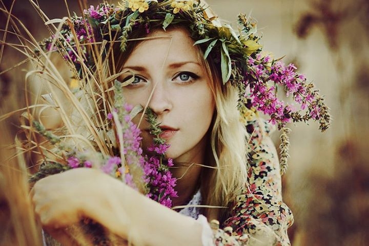 Pic.Source: "field" by *pure-insomnia @deviantart.com