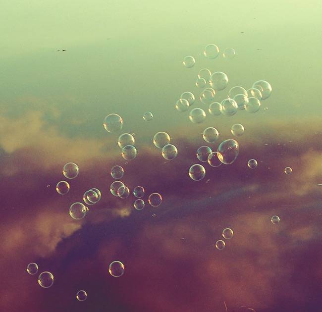 Pic. Source: "Memories" by thymian @Deviantart.com