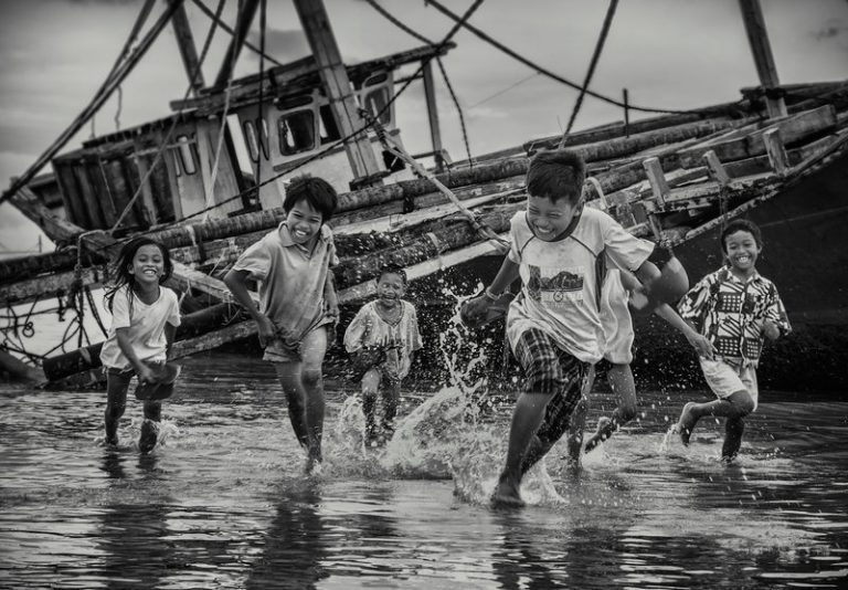 Pic. Source: "Childhood" by Dukeofspade @Deviantart.com