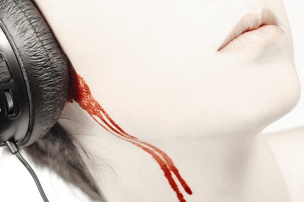 Pic. Source: "Killer Song" by Muratsuyur @Deviantart.com
