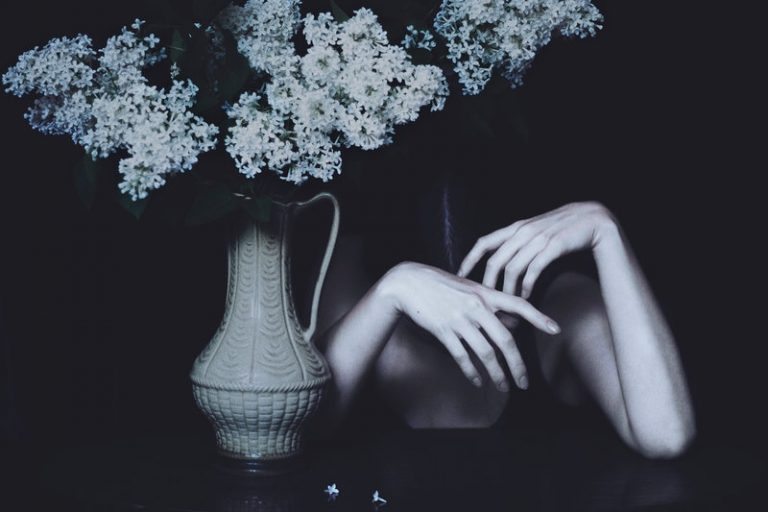 Pic.Source: "to feel how flowers die" by mariapetrova @deviantart.com