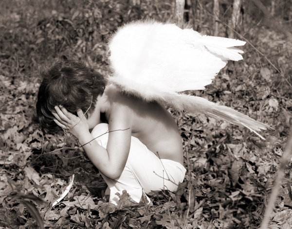 Pic.Source: "Broken" by olivestar @deviantart.com